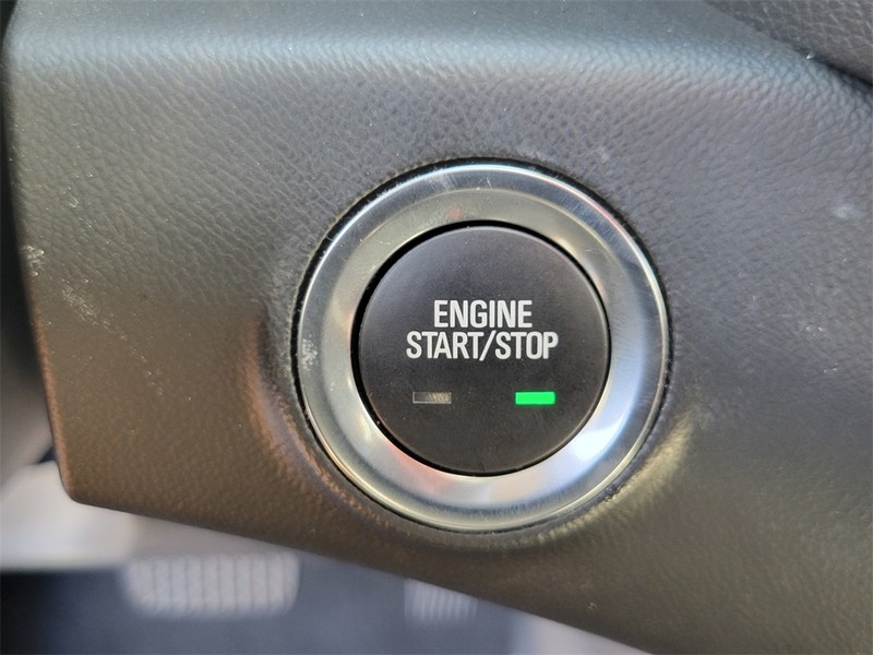 GMC Terrain Vehicle Full-screen Gallery Image 29