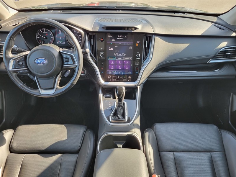 Subaru Outback Vehicle Full-screen Gallery Image 17