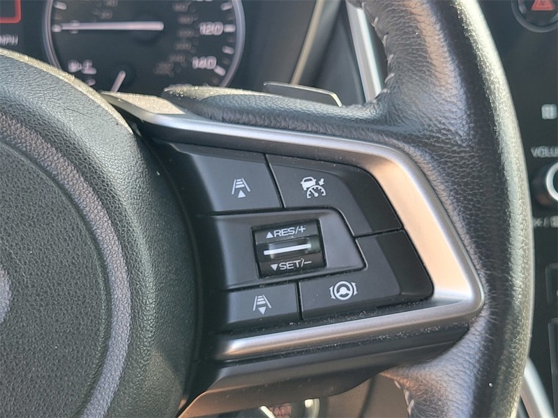 Subaru Outback Vehicle Full-screen Gallery Image 23