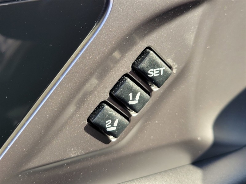 Subaru Outback Vehicle Full-screen Gallery Image 27