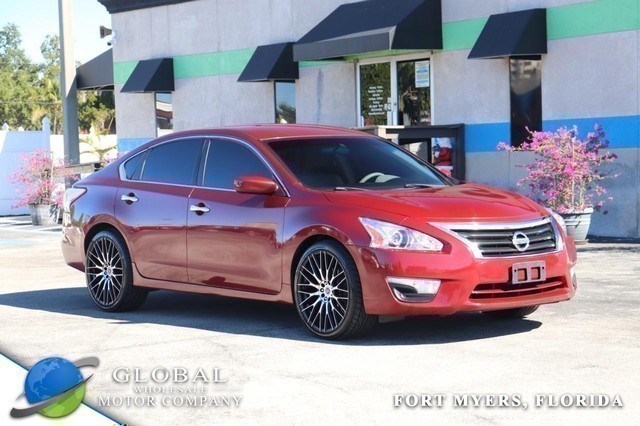 2013 Nissan Altima 2.5 S at SWFL Autos in Fort Myers FL