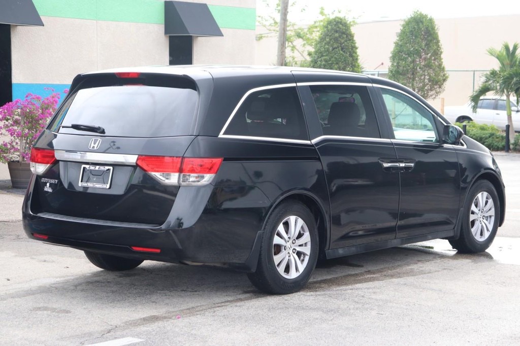 Honda Odyssey Vehicle Full-screen Gallery Image 08