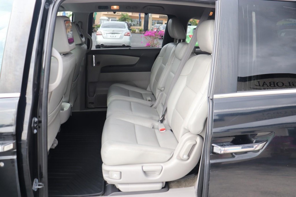 Honda Odyssey Vehicle Full-screen Gallery Image 14