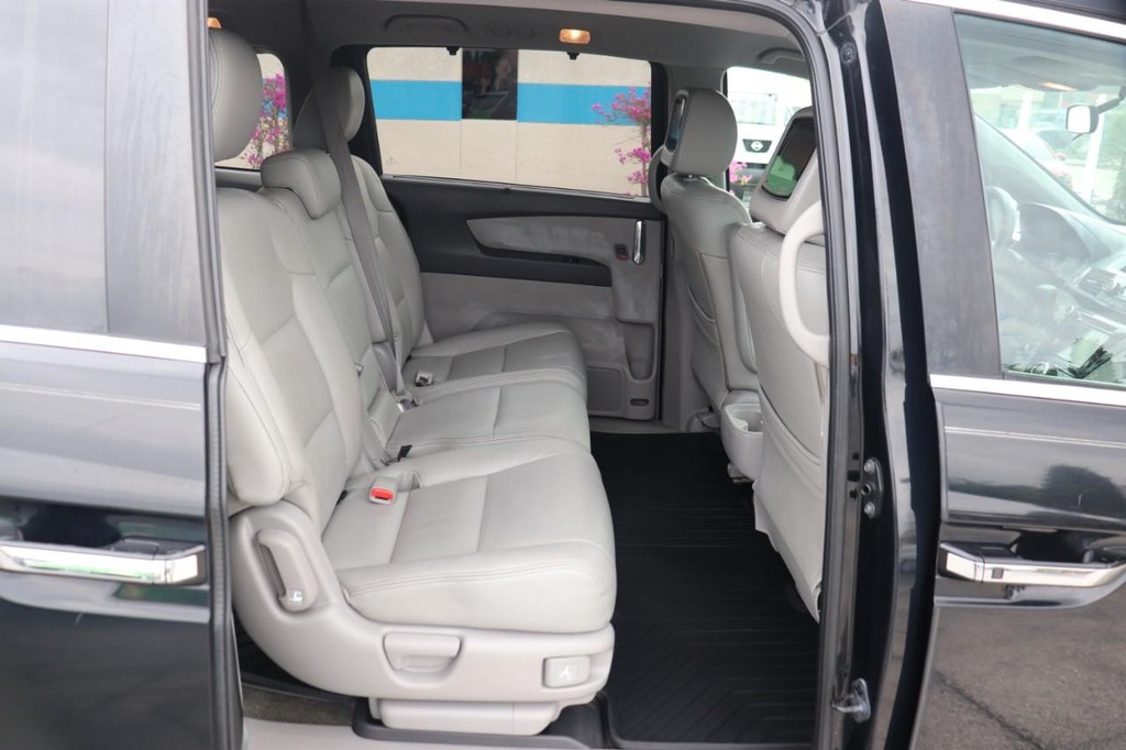 Honda Odyssey Vehicle Full-screen Gallery Image 19
