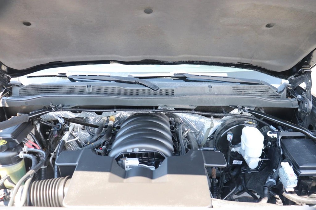 Chevrolet Silverado 1500 Vehicle Full-screen Gallery Image 10