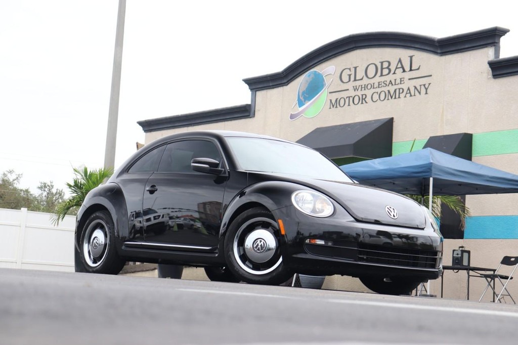 Volkswagen Beetle Vehicle Full-screen Gallery Image 21