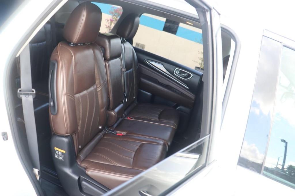 INFINITI QX60 Vehicle Full-screen Gallery Image 20