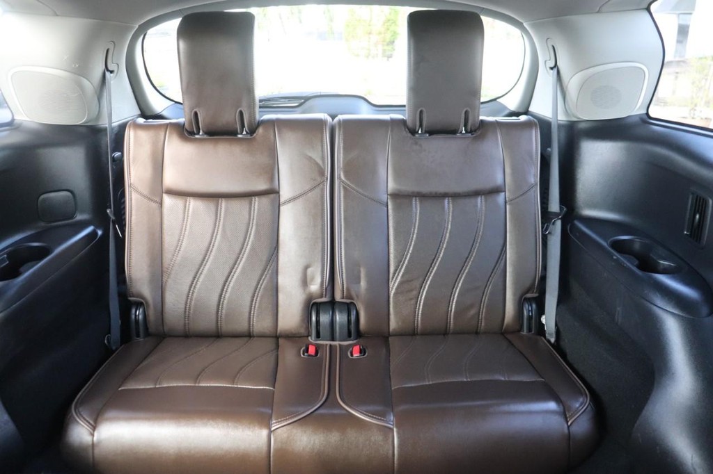 INFINITI QX60 Vehicle Full-screen Gallery Image 24