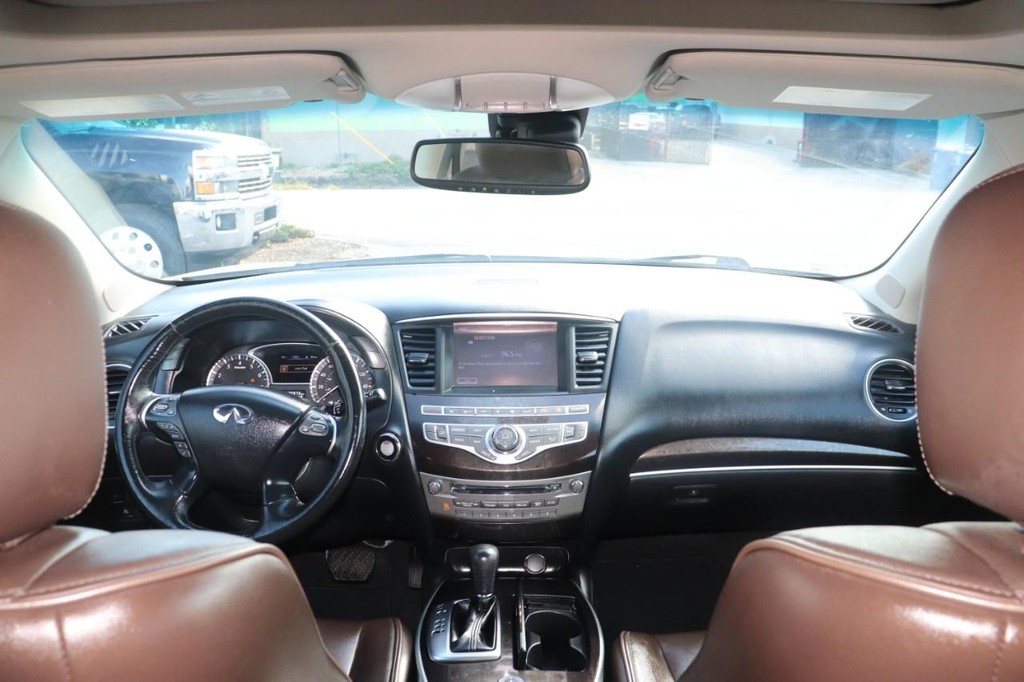 INFINITI QX60 Vehicle Full-screen Gallery Image 26