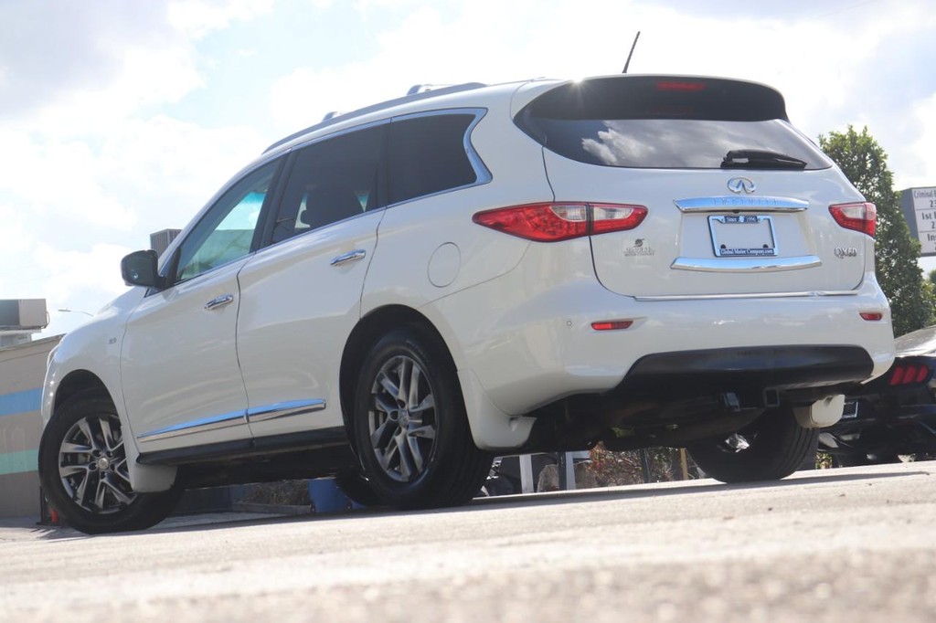 INFINITI QX60 Vehicle Full-screen Gallery Image 28