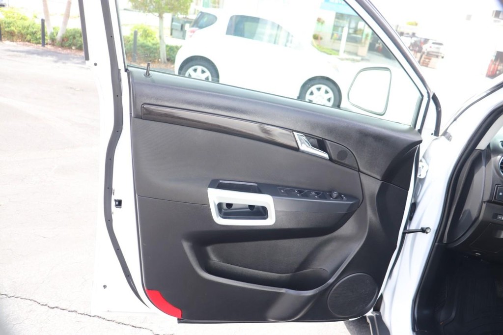 Chevrolet Captiva Sport Fleet Vehicle Full-screen Gallery Image 11