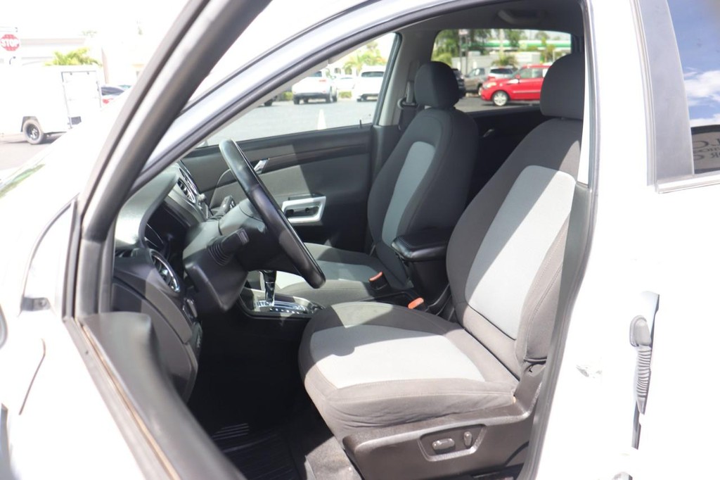 Chevrolet Captiva Sport Fleet Vehicle Full-screen Gallery Image 13