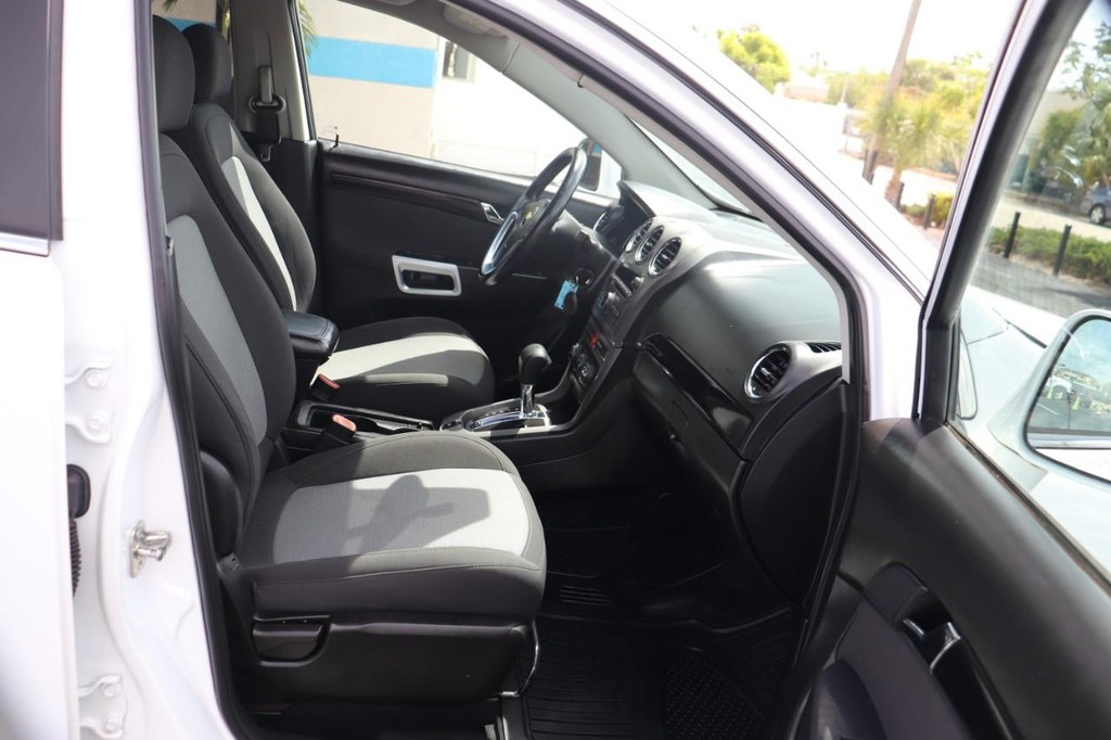 Chevrolet Captiva Sport Fleet Vehicle Full-screen Gallery Image 22