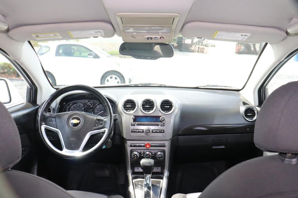 Chevrolet Captiva Sport Fleet Vehicle Full-screen Gallery Image 25