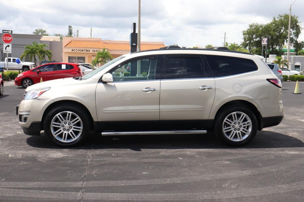 Chevrolet Traverse Vehicle Full-screen Gallery Image 04