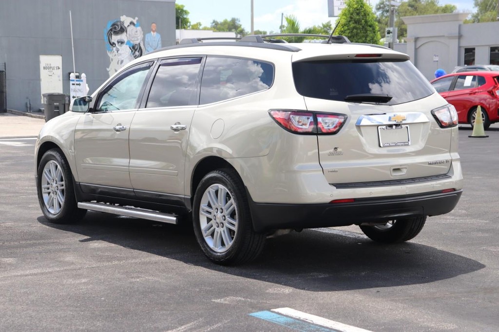 Chevrolet Traverse Vehicle Full-screen Gallery Image 06