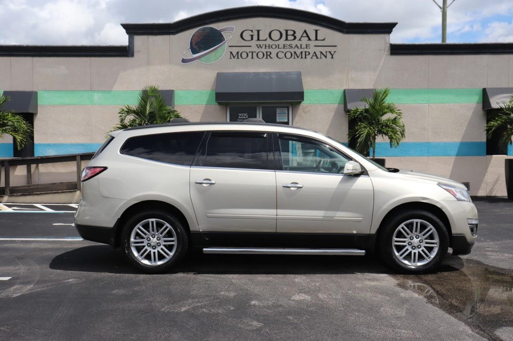 Chevrolet Traverse Vehicle Full-screen Gallery Image 09