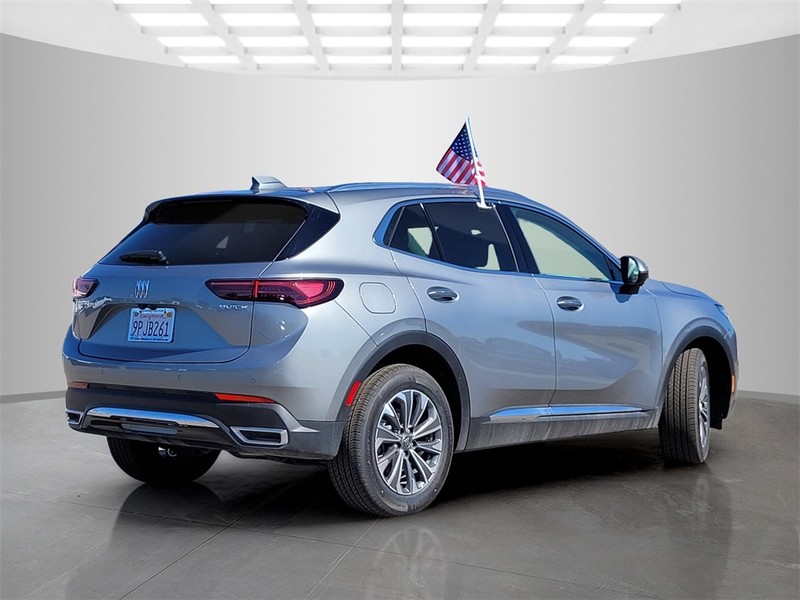 Buick Envision Vehicle Full-screen Gallery Image 05