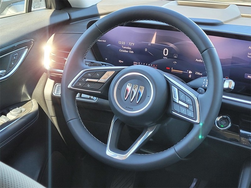 Buick Envision Vehicle Full-screen Gallery Image 13