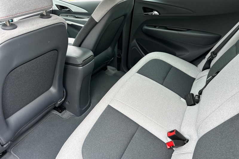 Chevrolet Bolt EV Vehicle Full-screen Gallery Image 14