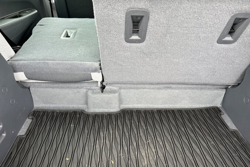 Chevrolet Bolt EV Vehicle Full-screen Gallery Image 17