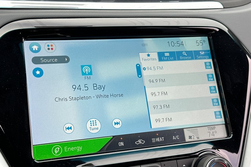 Chevrolet Bolt EV Vehicle Full-screen Gallery Image 24