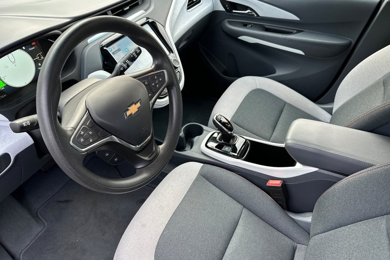 Chevrolet Bolt EV Vehicle Full-screen Gallery Image 10