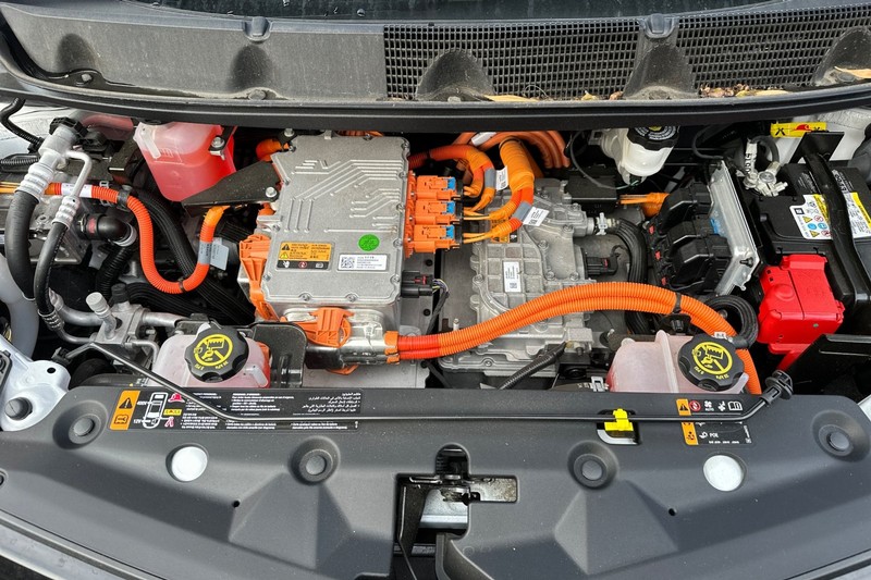 Chevrolet Bolt EV Vehicle Full-screen Gallery Image 23
