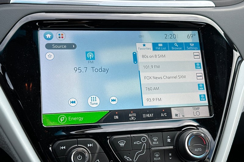 Chevrolet Bolt EV Vehicle Full-screen Gallery Image 24