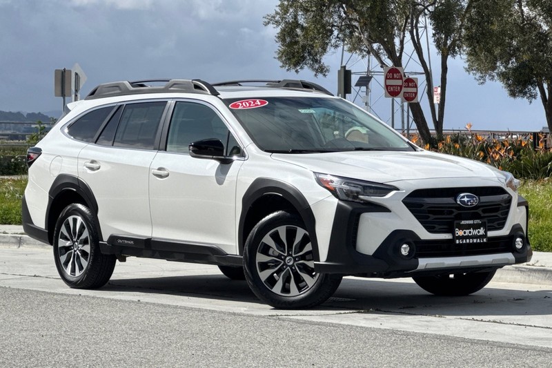 Subaru Outback Vehicle Full-screen Gallery Image 02