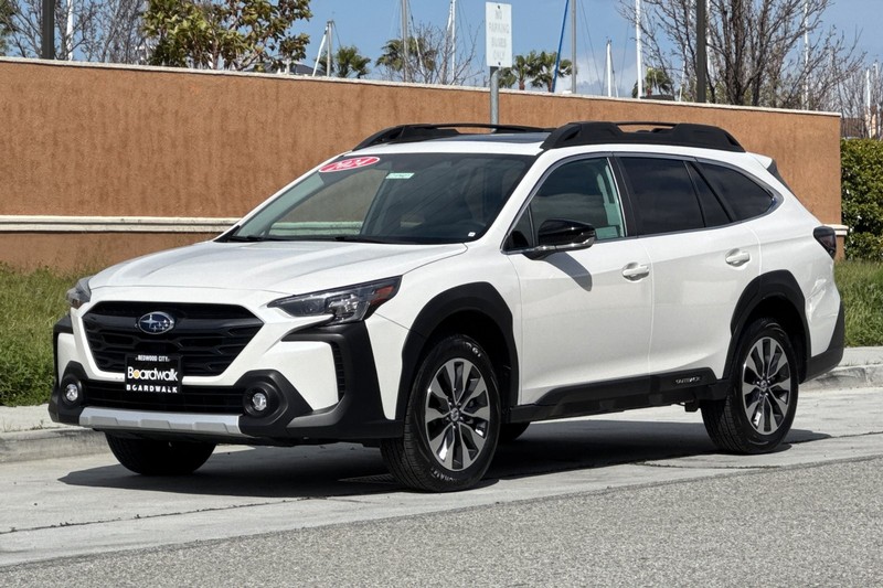 Subaru Outback Vehicle Full-screen Gallery Image 08