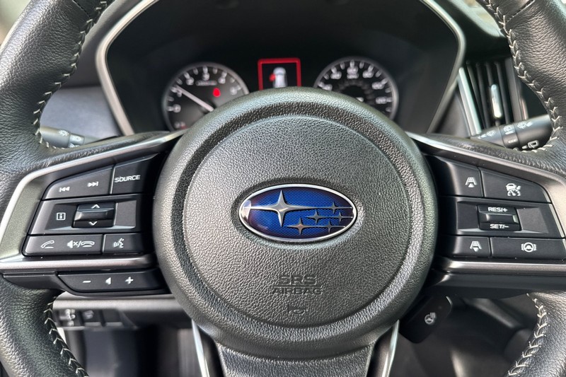 Subaru Outback Vehicle Full-screen Gallery Image 23