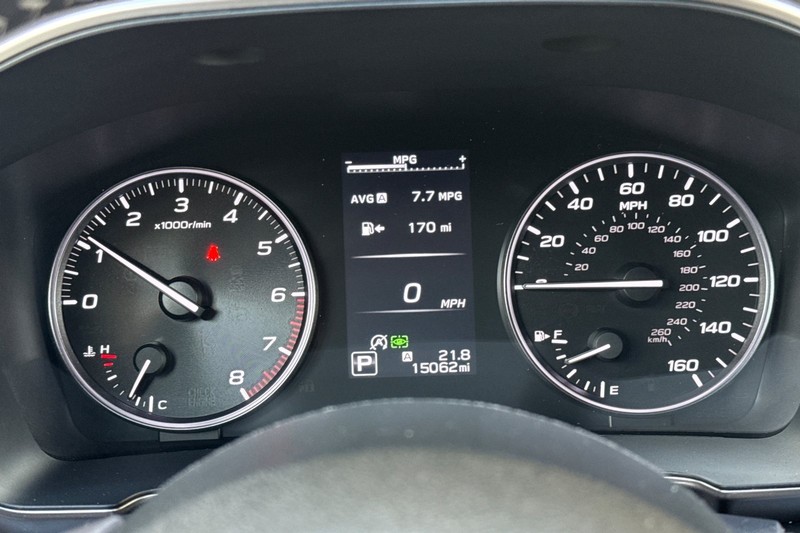 Subaru Outback Vehicle Full-screen Gallery Image 24