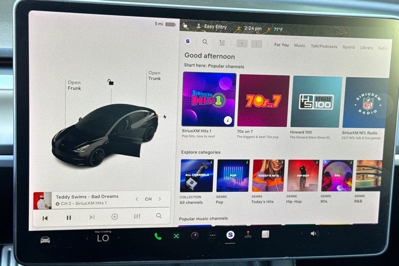 Tesla Model 3 Vehicle Full-screen Gallery Image 23