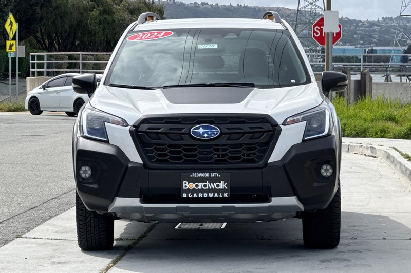 Subaru Forester Vehicle Full-screen Gallery Image 09