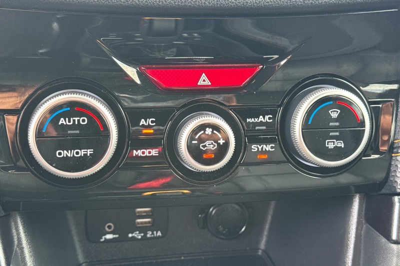 Subaru Forester Vehicle Full-screen Gallery Image 20