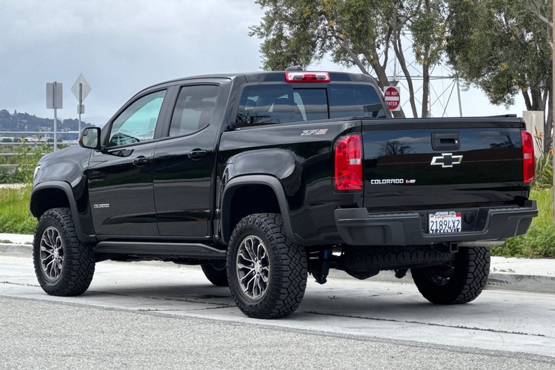 Chevrolet Colorado Vehicle Full-screen Gallery Image 06