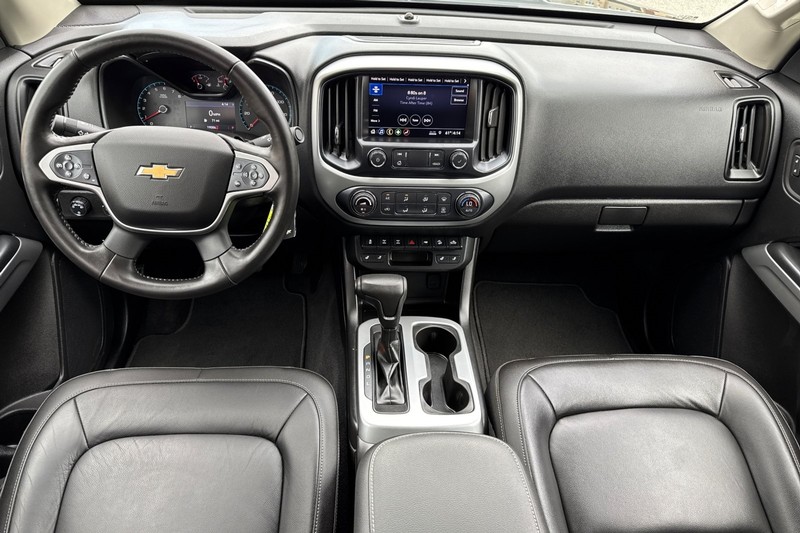 Chevrolet Colorado Vehicle Full-screen Gallery Image 13