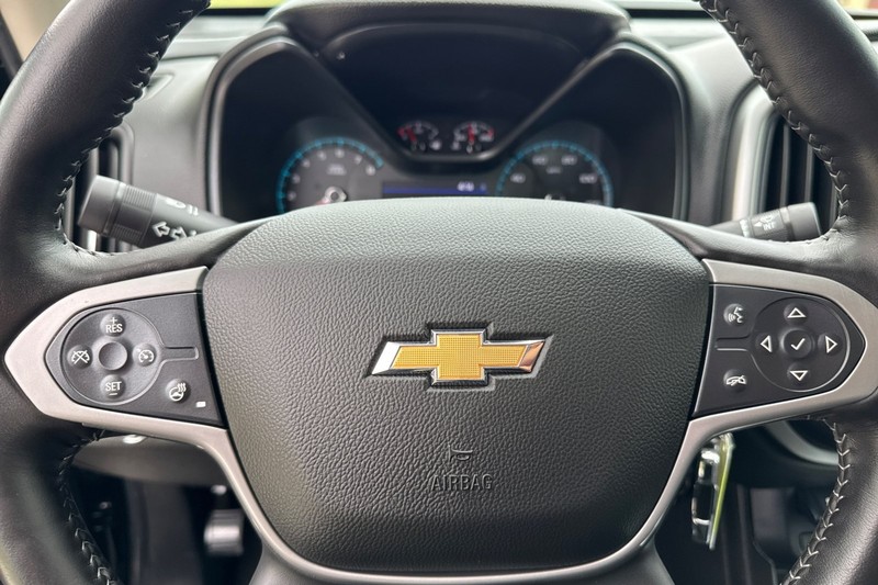 Chevrolet Colorado Vehicle Full-screen Gallery Image 21