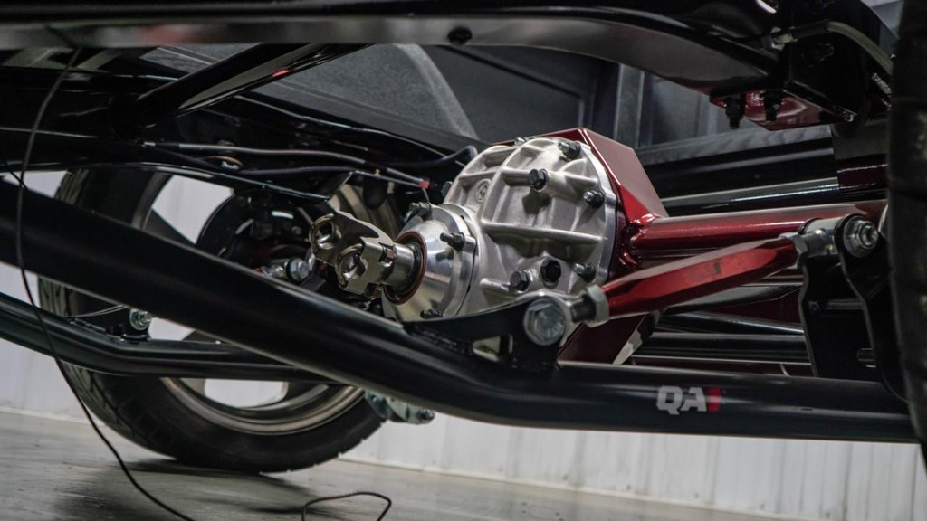 Chevrolet C 10 Vehicle Full-screen Gallery Image 15