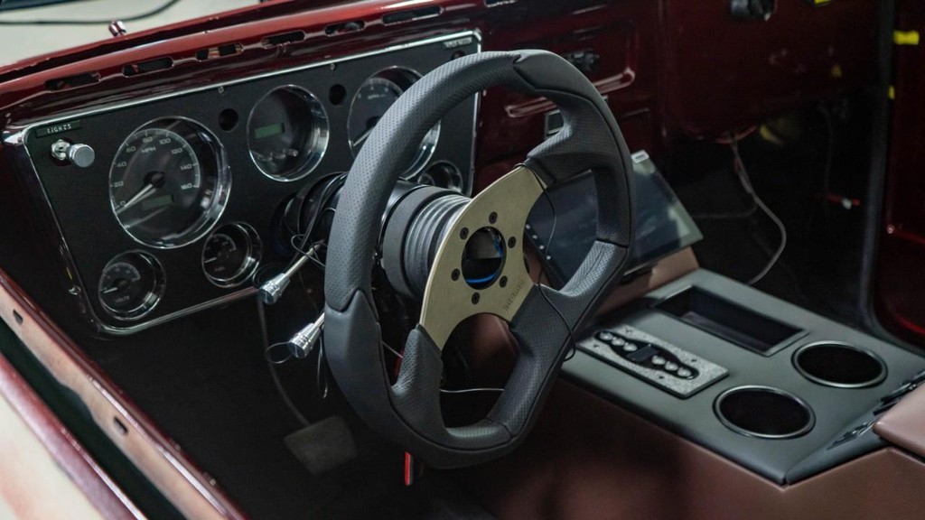 Chevrolet C 10 Vehicle Full-screen Gallery Image 20