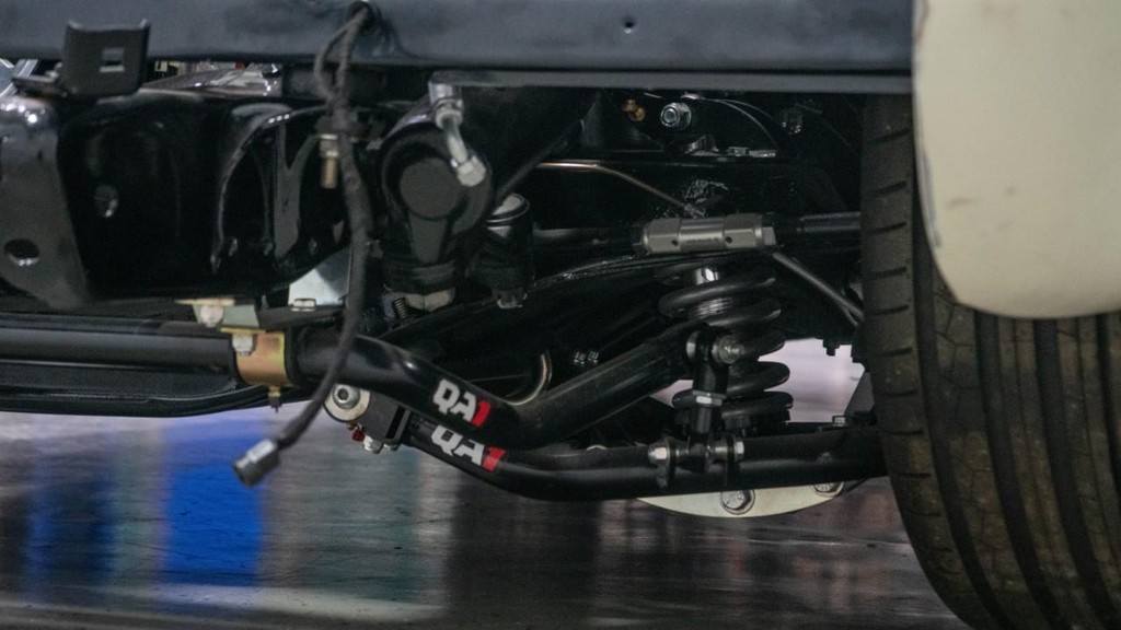 Chevrolet C 10 Vehicle Full-screen Gallery Image 38