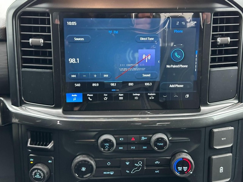 Ford F-150 Vehicle Full-screen Gallery Image 7