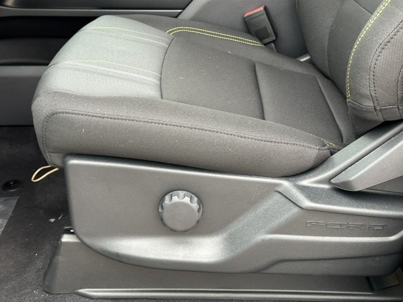 Ford F-150 Vehicle Full-screen Gallery Image 10