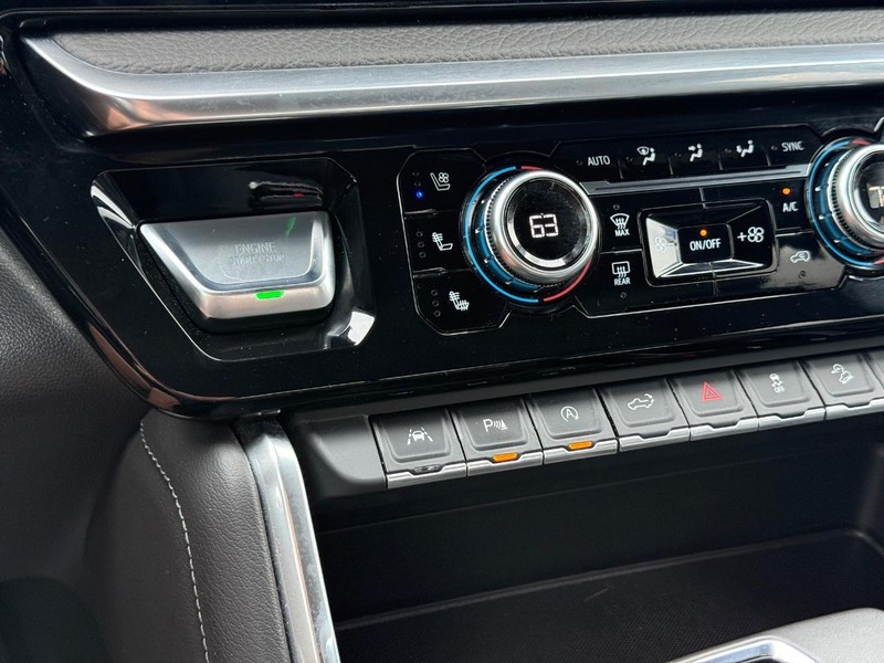 GMC Sierra 1500 Vehicle Full-screen Gallery Image 20