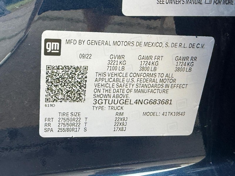 GMC Sierra 1500 Vehicle Full-screen Gallery Image 22
