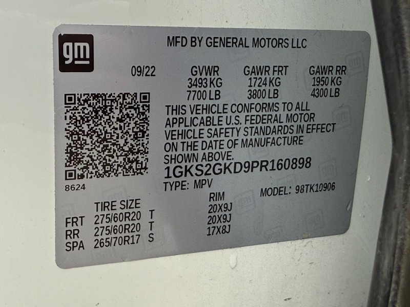 GMC Yukon XL Vehicle Full-screen Gallery Image 27