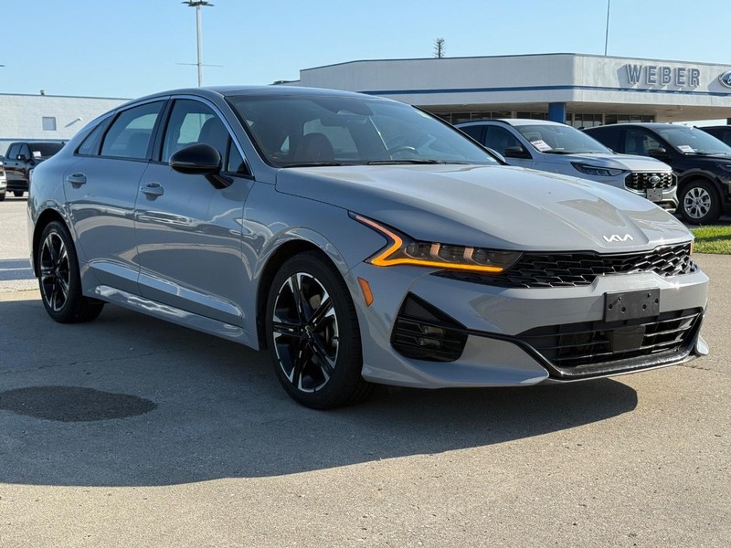 Kia K5 Vehicle Full-screen Gallery Image 8