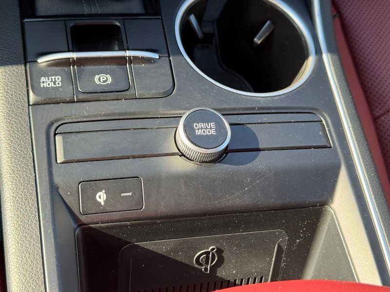 Kia K5 Vehicle Full-screen Gallery Image 21