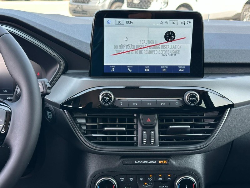 Ford Escape Vehicle Full-screen Gallery Image 7